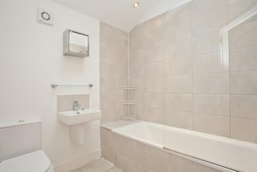 5 bed house, Elcot Avenue, Peckham, London, SE151QB - Image 5